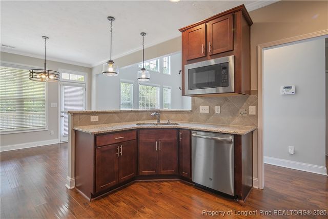 262 Bridgehaven Drive, Raeford, NC 28376