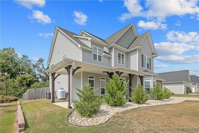 262 Bridgehaven Drive, Raeford, NC 28376