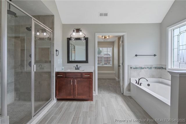 262 Bridgehaven Drive, Raeford, NC 28376
