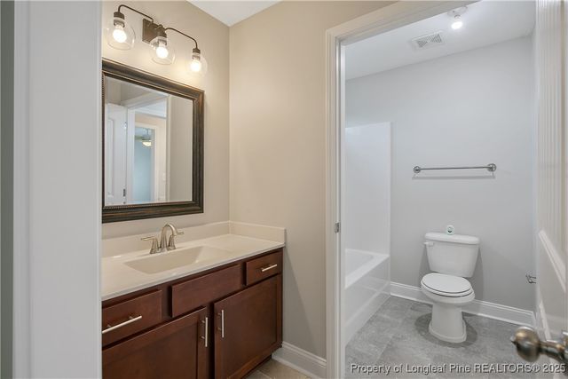 262 Bridgehaven Drive, Raeford, NC 28376