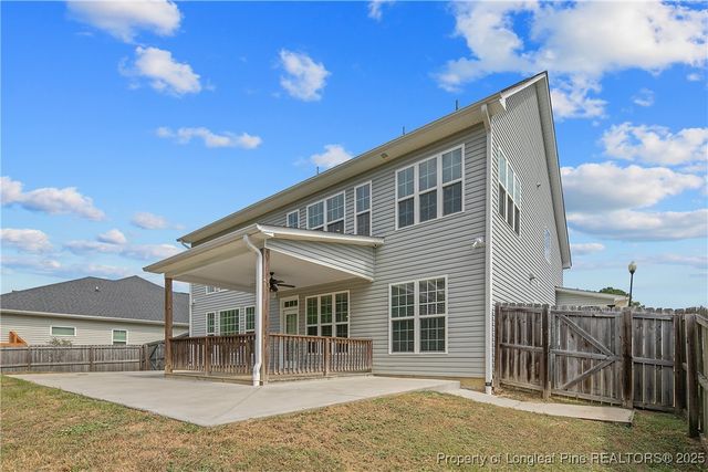 262 Bridgehaven Drive, Raeford, NC 28376