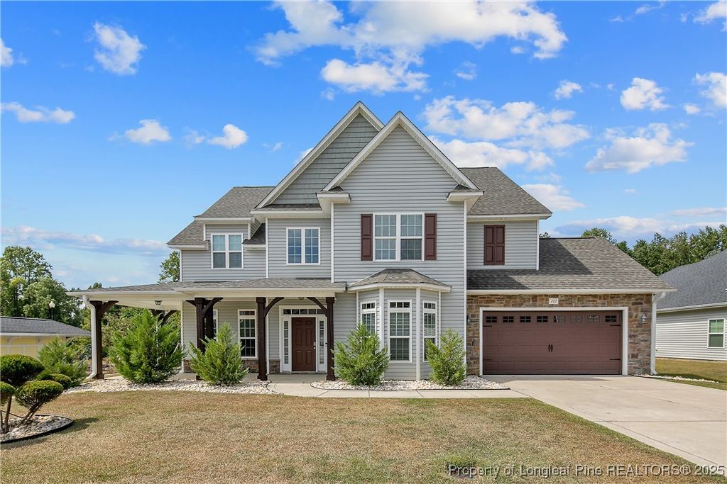 262 Bridgehaven Drive, Raeford, NC 28376