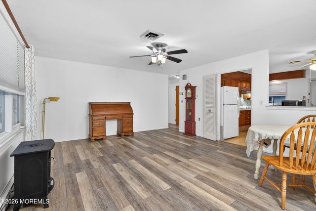 569A Sheffield Court, Lakewood, NJ 08701