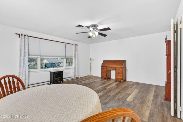 569A Sheffield Court, Lakewood, NJ 08701