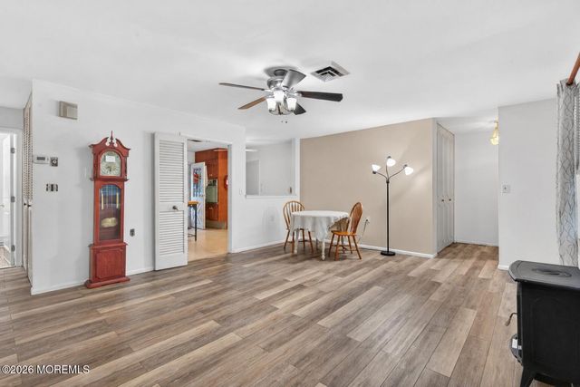 569A Sheffield Court, Lakewood, NJ 08701