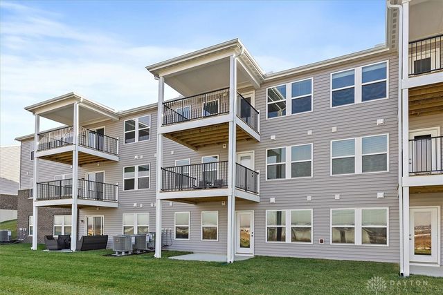 437 Bethpage Way 7-303, Lebanon, OH 45036