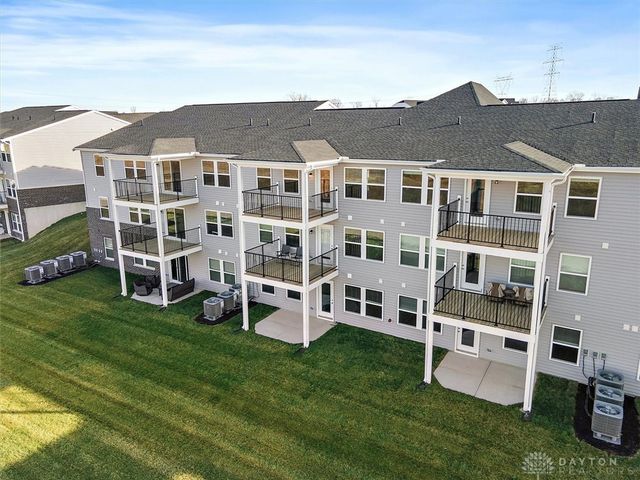 437 Bethpage Way 7-303, Lebanon, OH 45036