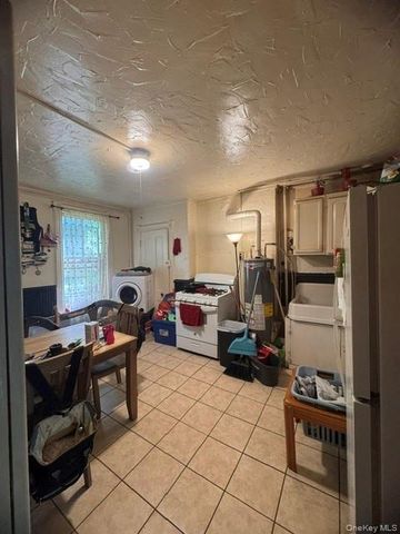 141 S William Street, Newburgh, NY 12550