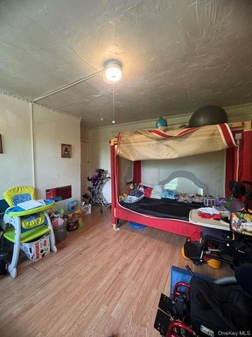 141 S William Street, Newburgh, NY 12550