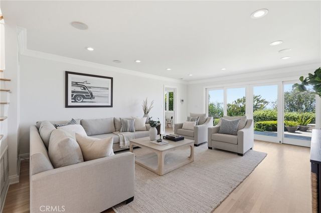 553 Via Almar, Palos Verdes Estates, CA 90274