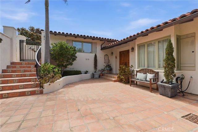 553 Via Almar, Palos Verdes Estates, CA 90274