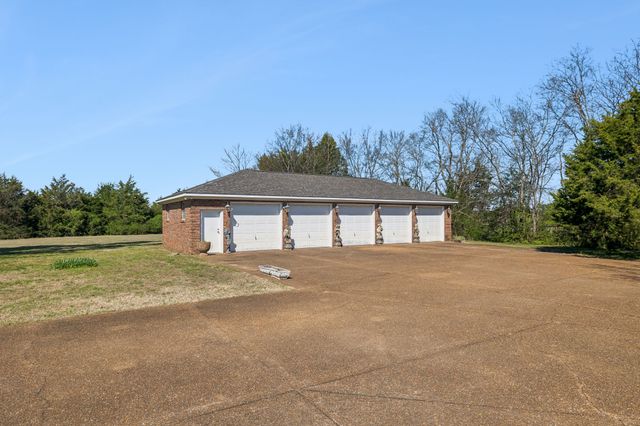 1929 Hickory Ridge Rd, Lebanon, TN 37087