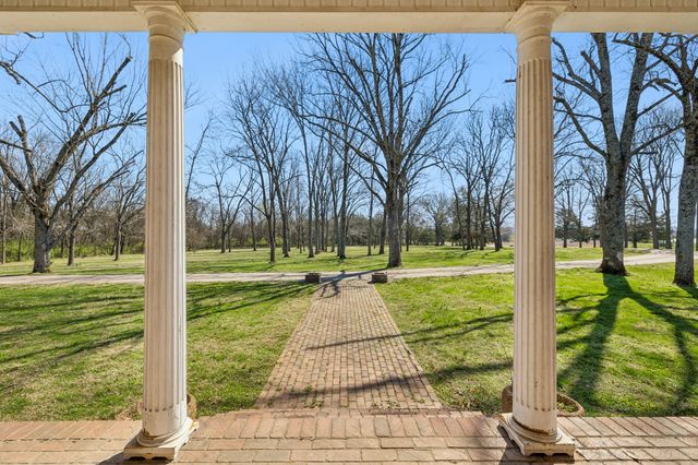 1929 Hickory Ridge Rd, Lebanon, TN 37087