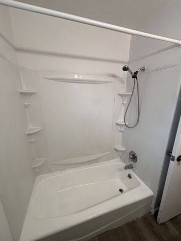 1518 Highland Avenue, Glendale Heights, IL 60139