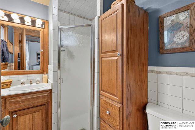 407 E 11th Street, Fremont, NE 68025