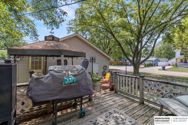 407 E 11th Street, Fremont, NE 68025