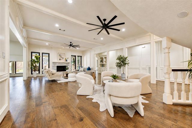 19822 Summerset Way, Houston, TX 77094