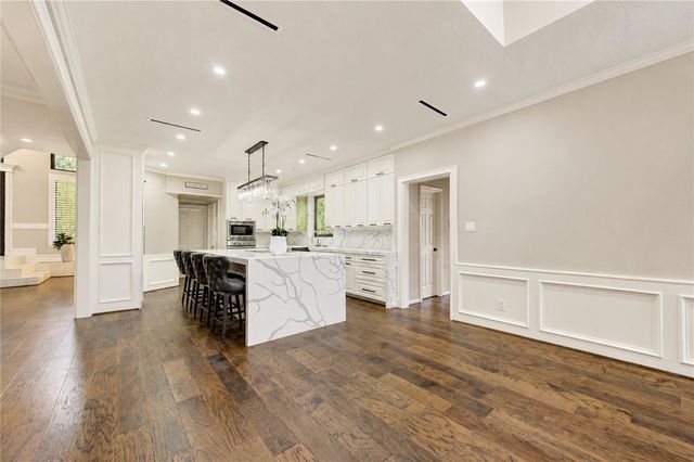 19822 Summerset Way, Houston, TX 77094