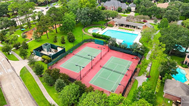 19822 Summerset Way, Houston, TX 77094