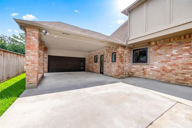 19822 Summerset Way, Houston, TX 77094