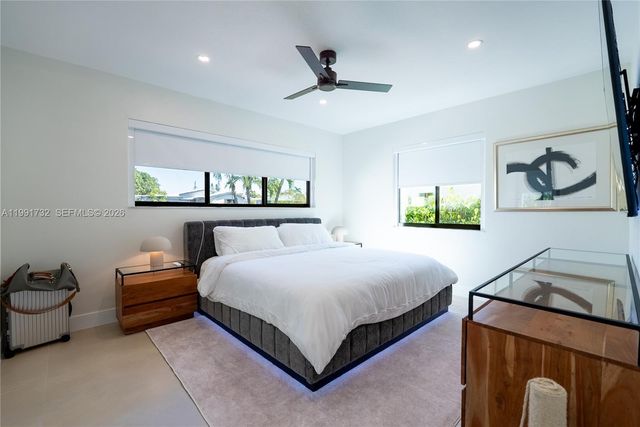 7548 Adventure Ave, North Bay Village, FL 33141