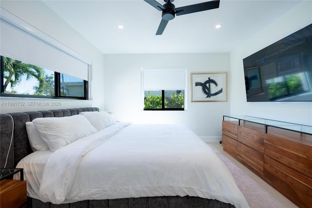 7548 Adventure Ave, North Bay Village, FL 33141