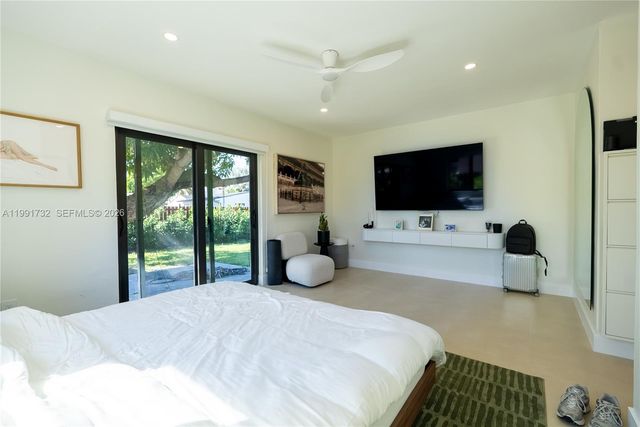 7548 Adventure Ave, North Bay Village, FL 33141