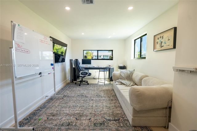 7548 Adventure Ave, North Bay Village, FL 33141