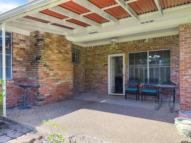 3518 Cloverdale Dr, Tyler, TX 75701