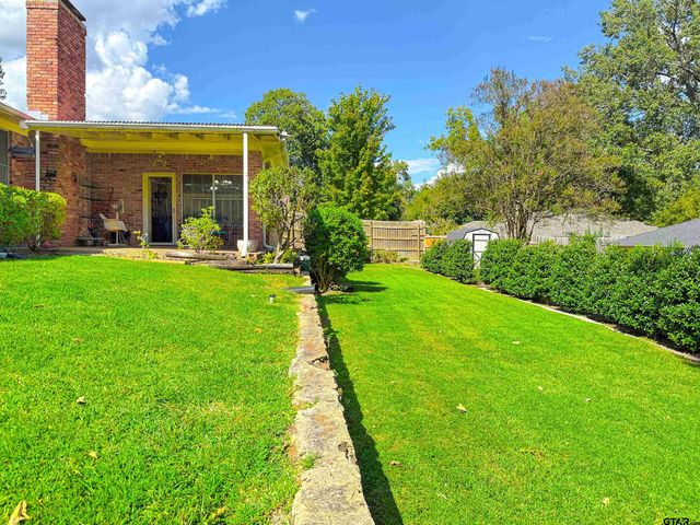 3518 Cloverdale Dr, Tyler, TX 75701