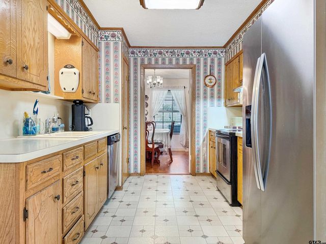 3518 Cloverdale Dr, Tyler, TX 75701