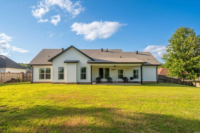 2009 Berkshire Drive, Benton, AR 72019