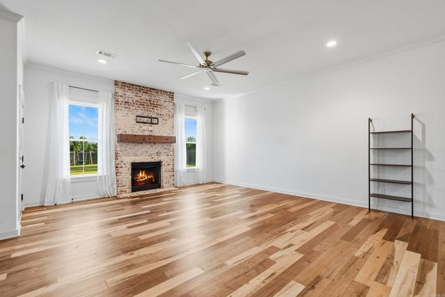 2009 Berkshire Drive, Benton, AR 72019