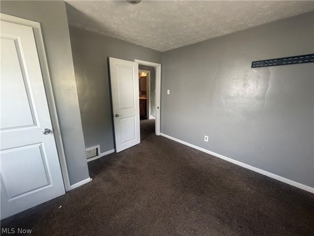 509 Lucy Street, Akron, OH 44306