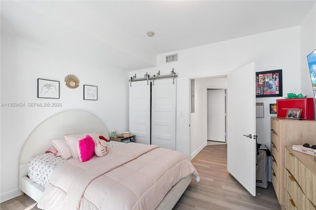 1111 SW 1st Ave UPH4019-, Miami, FL 33130