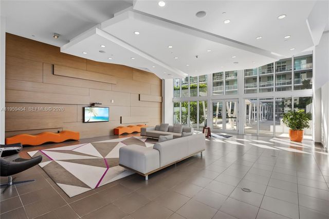 1111 SW 1st Ave UPH4019-, Miami, FL 33130