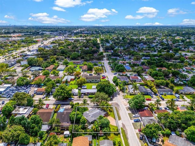 6045 Dawson St, Hollywood, FL 33023