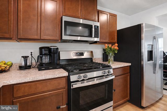 56 ROWAND WAY E, Clementon, NJ 08021