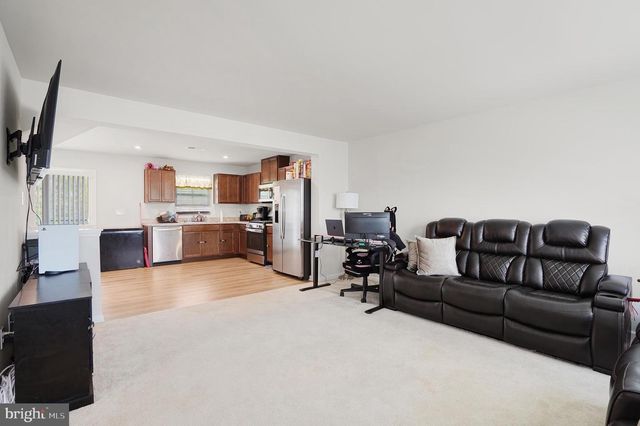 56 ROWAND WAY E, Clementon, NJ 08021