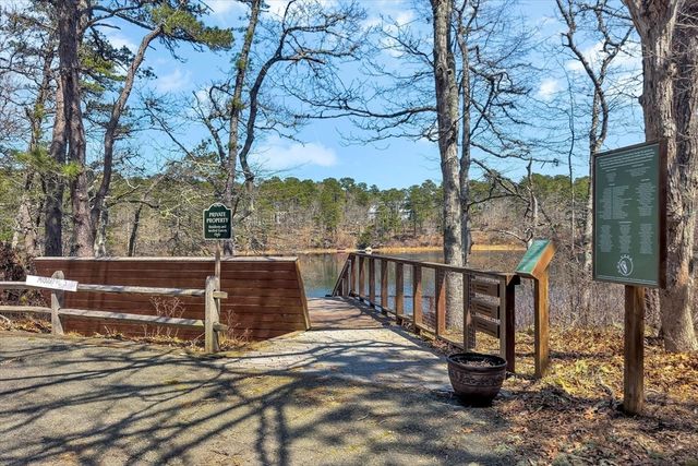 5 Maple Ln, Brewster, MA 02631
