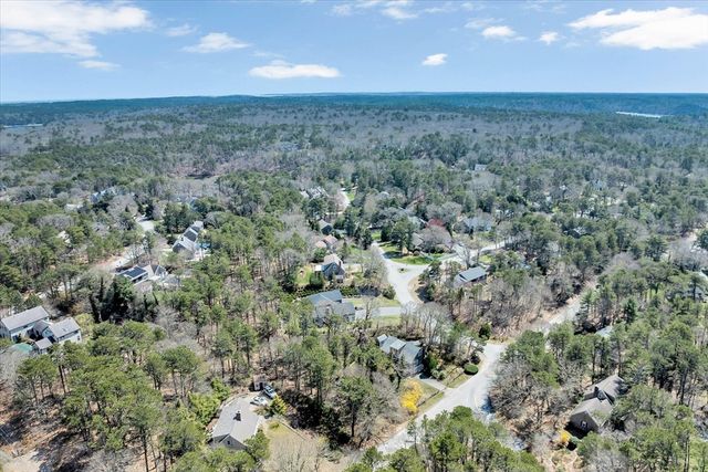 5 Maple Ln, Brewster, MA 02631