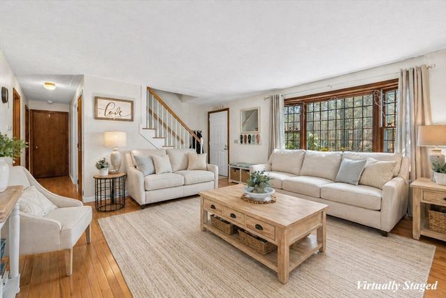 5 Maple Ln, Brewster, MA 02631