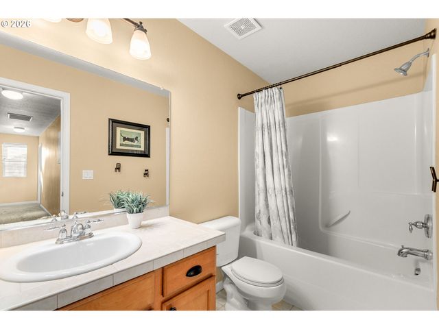 3650 Se TRELLIS Pl, Hillsboro, OR 97123