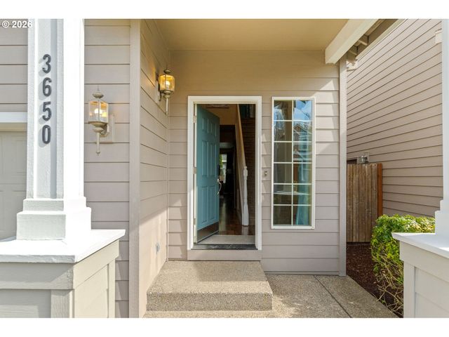 3650 Se TRELLIS Pl, Hillsboro, OR 97123