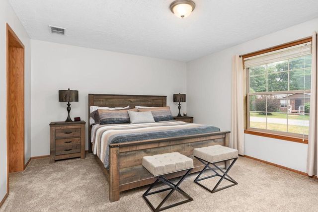 303 Berry Lane, Wisconsin Dells, WI 53965