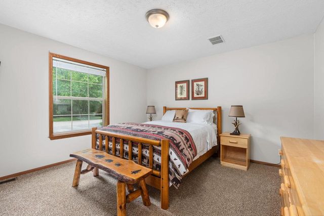 303 Berry Lane, Wisconsin Dells, WI 53965