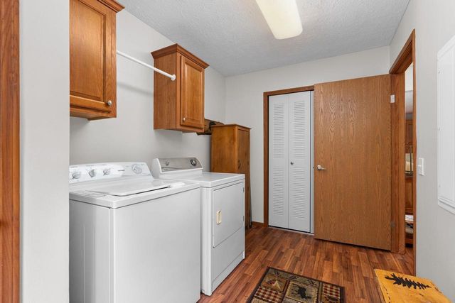 303 Berry Lane, Wisconsin Dells, WI 53965