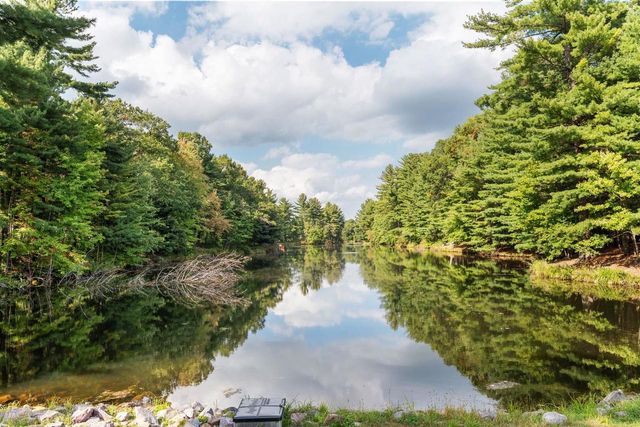 303 Berry Lane, Wisconsin Dells, WI 53965