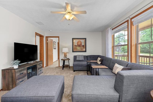 303 Berry Lane, Wisconsin Dells, WI 53965