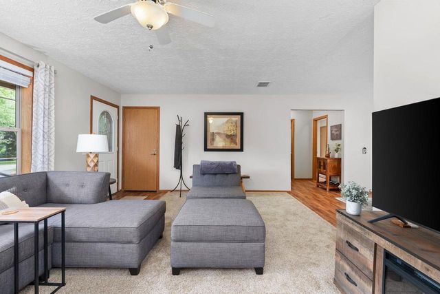 303 Berry Lane, Wisconsin Dells, WI 53965